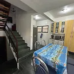 Lindo tríplex centro com piscina churrasqueira em condomínio 90m2