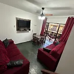 Lindo tríplex centro com piscina churrasqueira em condomínio 90m2