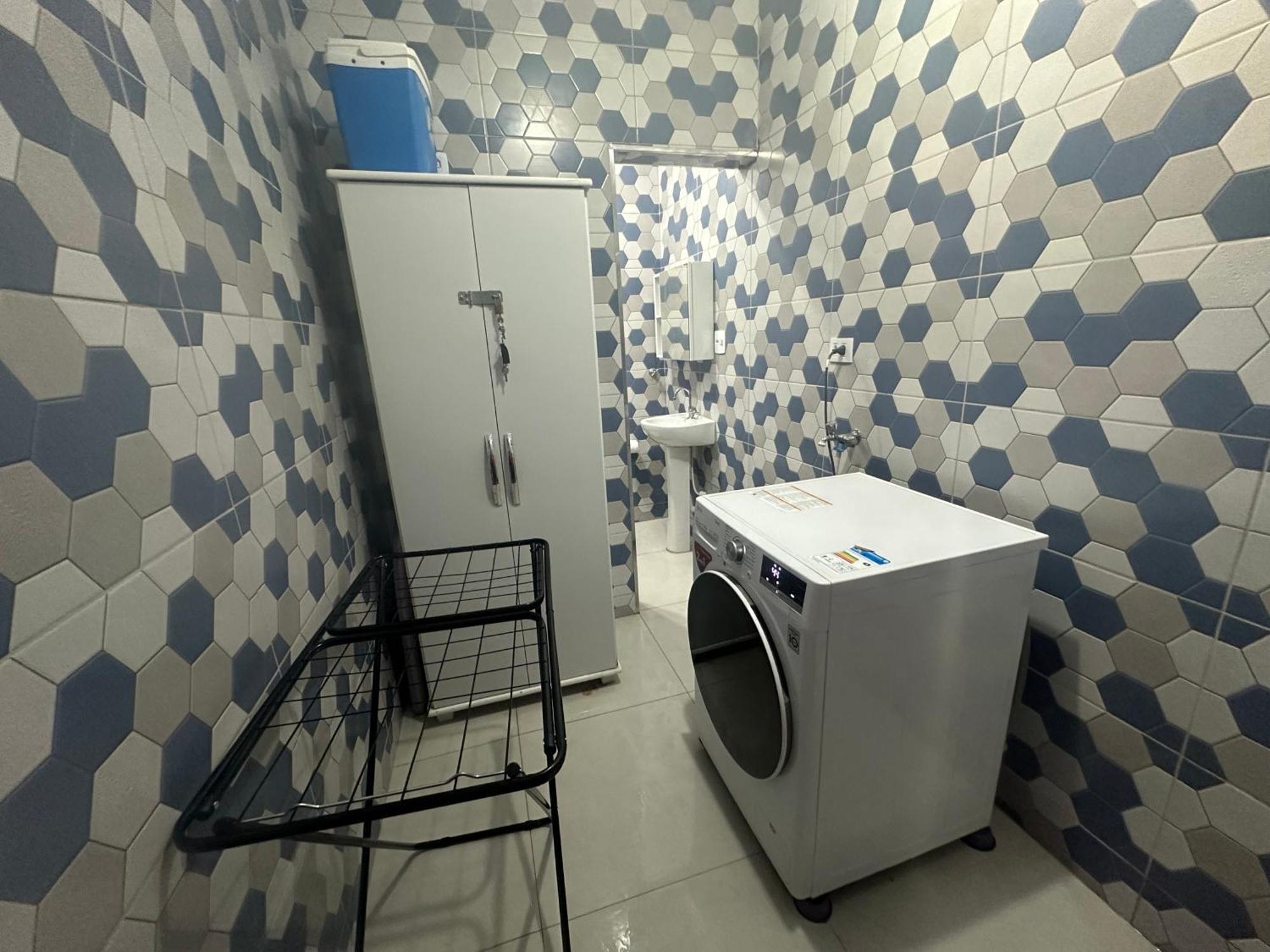 Triplex Piscina Churrasqueira Lava E Seca Wi-fi E 2 Tvs Em Com 90m2 No Centro De