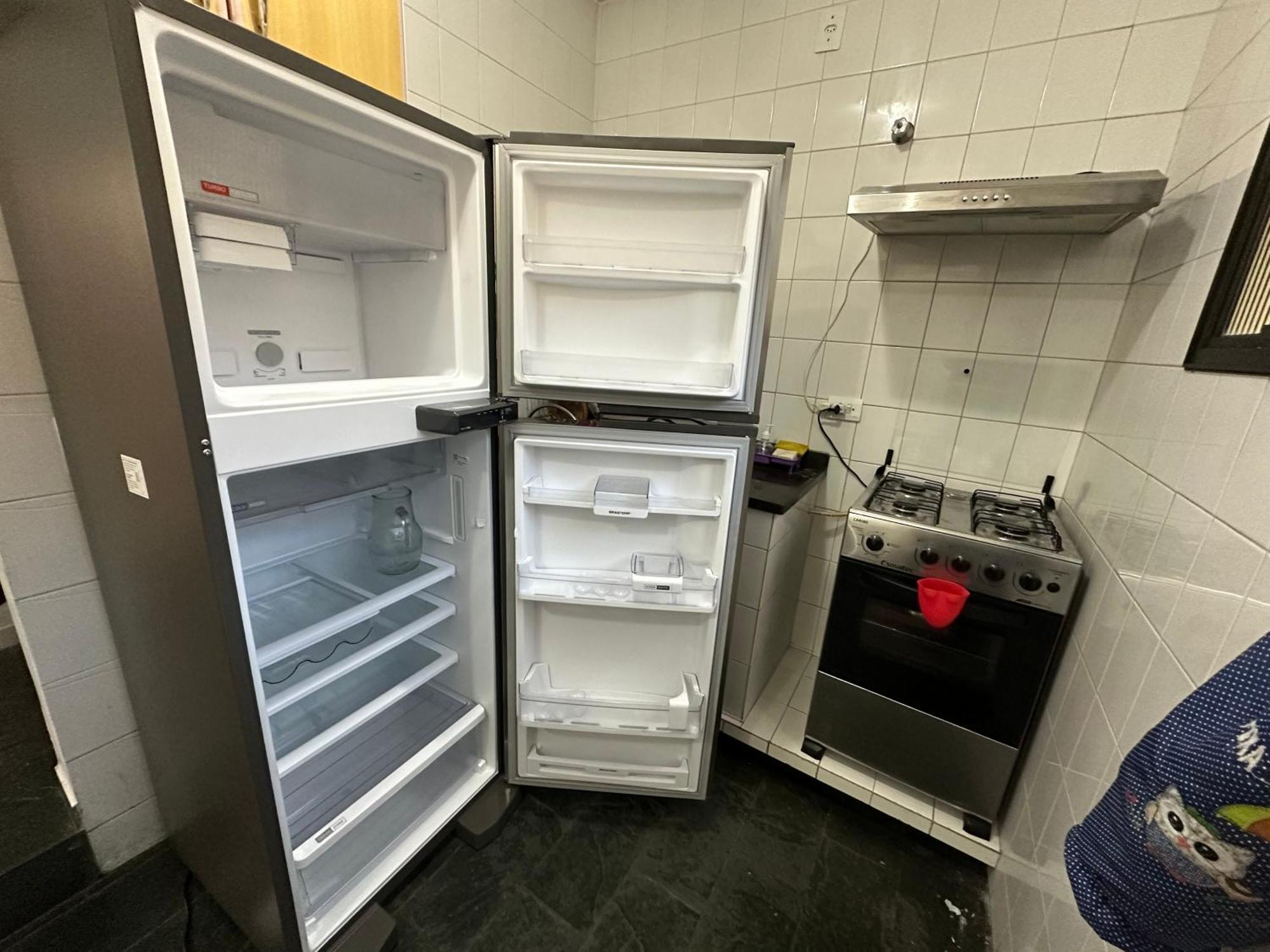 Apartamento Triplex Piscina Churrasqueira Lava E Seca Wi-fi E 2 Tvs Em Com 90m2 No Centro De *