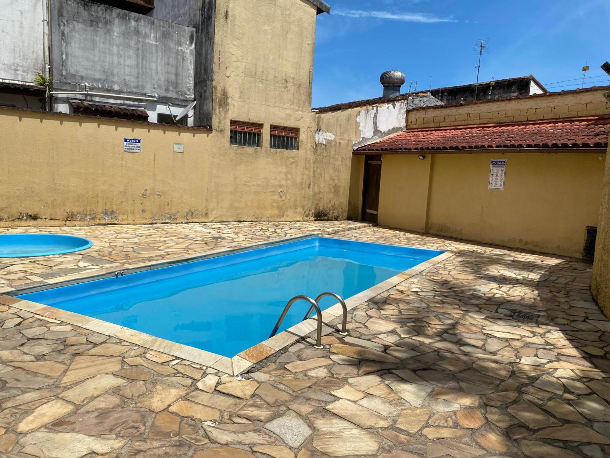 Triplex Piscina Churrasqueira Lava E Seca Wi-fi E 2 Tvs Em Com 90m2 No Centro De