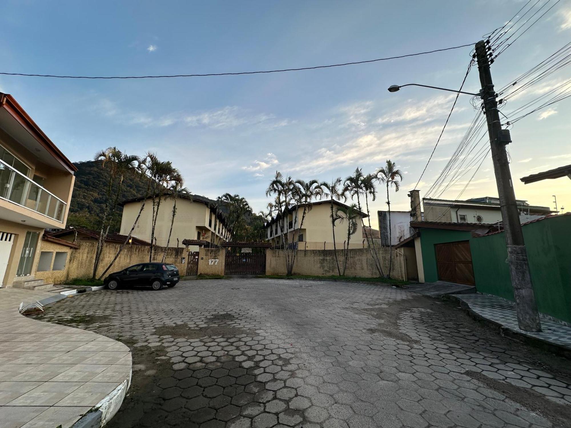 Triplex Piscina Churrasqueira Lava E Seca Wi-fi E 2 Tvs Em Com 90m2 No Centro De Apartamento *